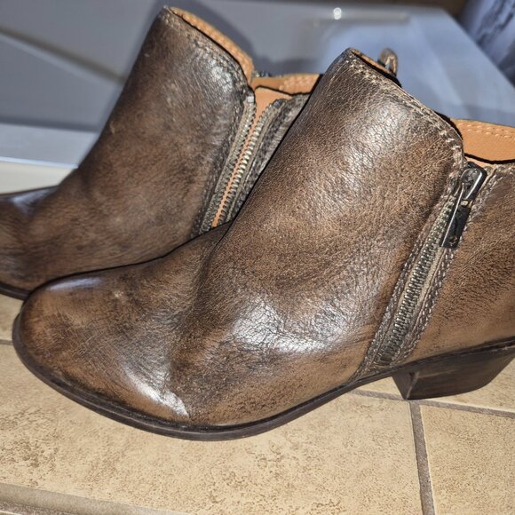 Lucky Brand Basel Ankle Bootie Size 7.5. - Picture 7 of 8